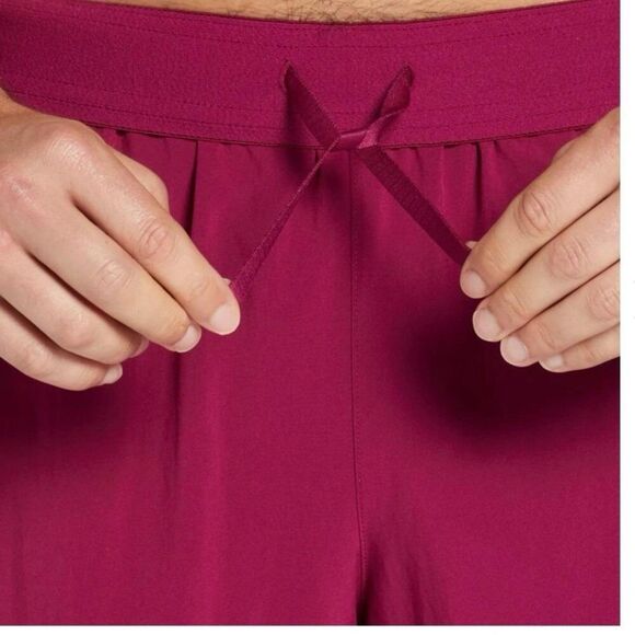 DSG Men's 5" Stride Shorts Built-In Brief Burgundy Size Small‎ NWT - Picture 7 of 7